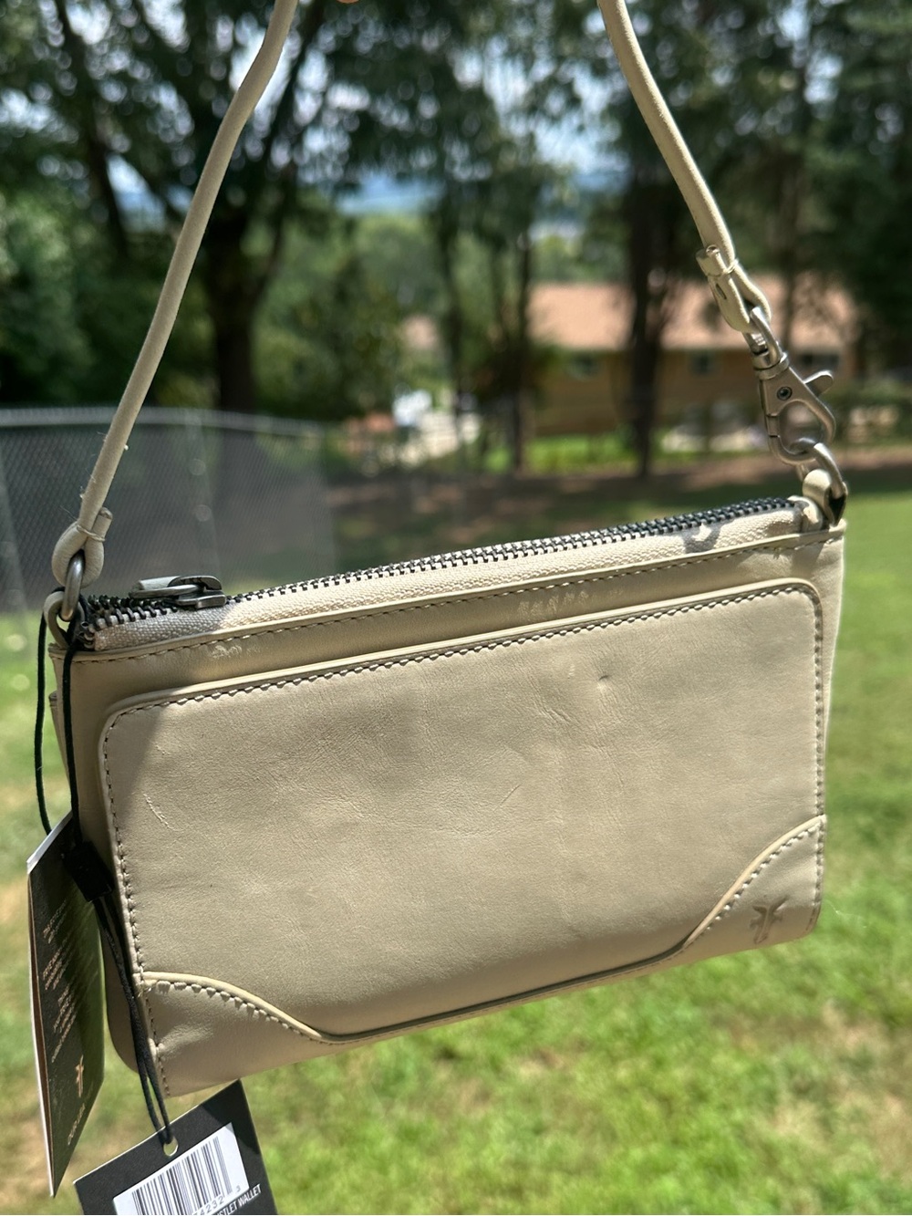 Frye Melissa Convertible Wristlet Wallet Oat Genuine Leather NWT $138 MSRP